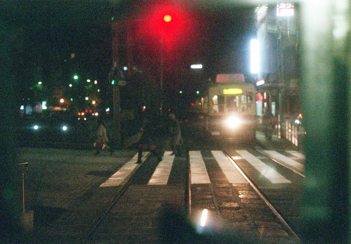 繁華街の交差点